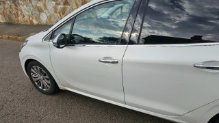 Peugeot 208 2016