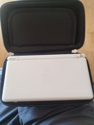 Nintendo DS Lite con juegos