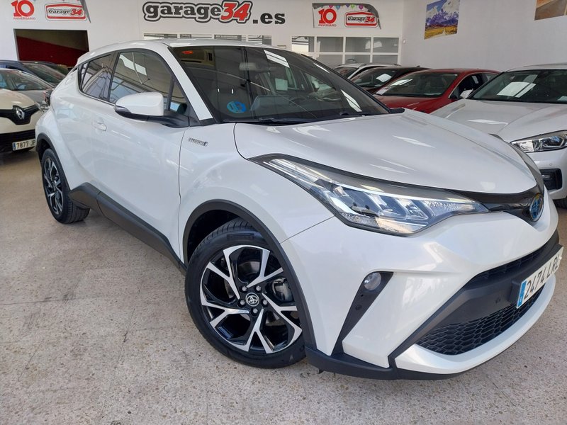 Toyota C-HR 2021 - foto 1
