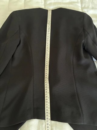 Chaqueta Negra Roberto Verino