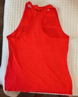 Camiseta Les Mills Roja