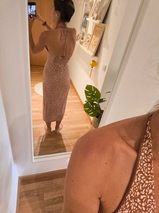Vestido S con raja y escote halter