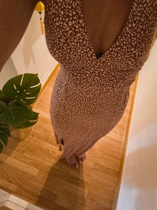 Vestido S con raja y escote halter
