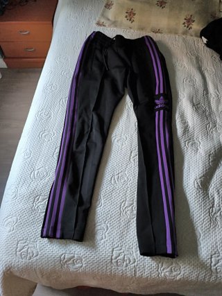Pantalón Adidas Mujer Negro y Morado