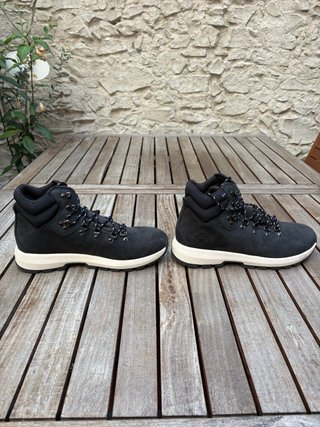 Botas Helly Hansen Talla 44.5 Negras