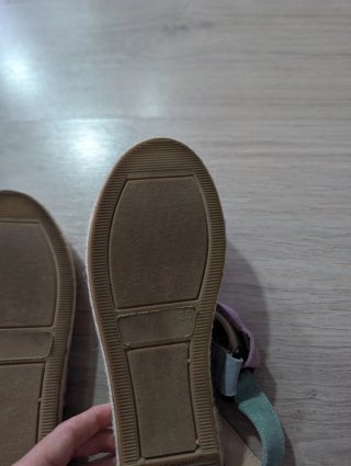 Sandalias Zign azules y moradas