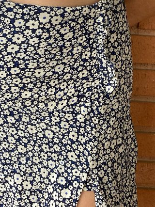 Falda pantalón Mango floral mini