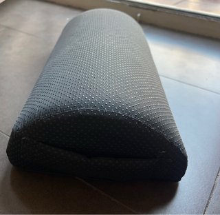 Reposapiés ergonómico negro