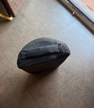 Reposapiés ergonómico negro