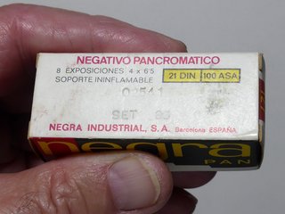 Cámara Bilora Bella 44 con rollo 127 sin abrir