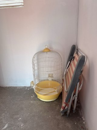Jaula redonda para pájaros