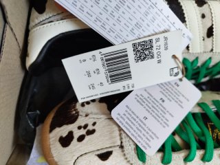 Zapatillas Adidas Cow Print