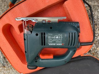 Sierra Caladora Black & Decker KS638SE