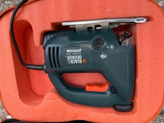 Sierra Caladora Black & Decker KS638SE