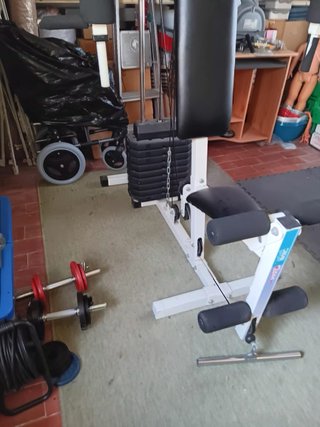 Máquina de gimnasio multifunción