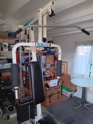 Máquina de gimnasio multifunción