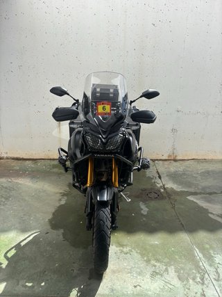 Yamaha Super Ténéré E 1200 Negra