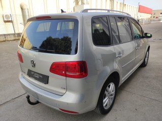 Volkswagen Touran 1.6TDI (Bola de remolque)