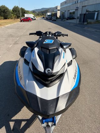 Moto de agua Sea-doo RXP XRS 300