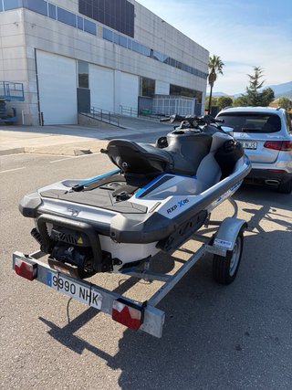 Moto de agua Sea-doo RXP XRS 300