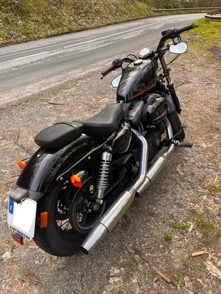 Harley Davidson Sportster 1200 Negra