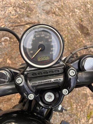 Harley Davidson Sportster 1200 Negra