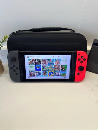 Nintendo Switch + Más de 40 Juegos