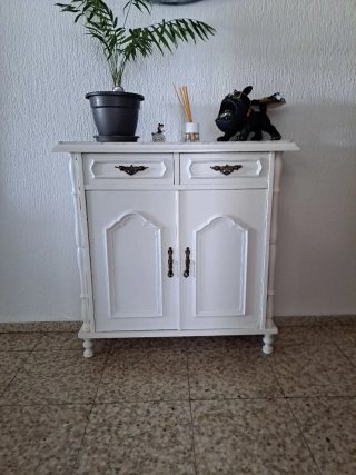 Recibidor blanco y marmol