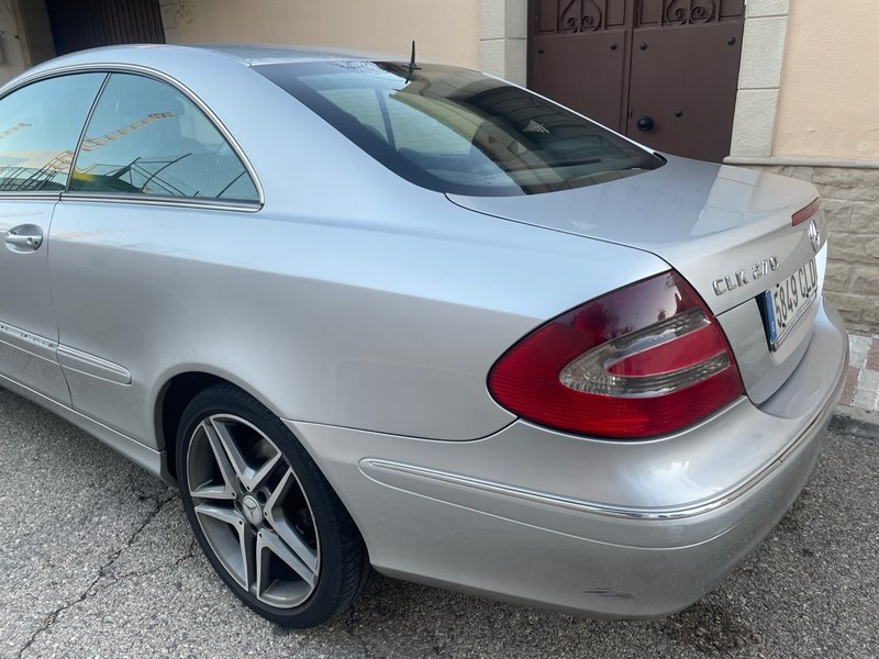 Mercedes-Benz  CLK 2003 - foto 1