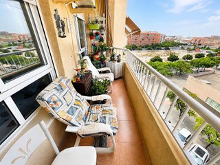 Piso en venta en Tómbola en Alicante