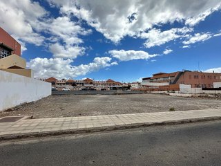 Terreno en venta en Caleta de Fuste en Antigua
