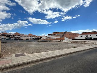 Terreno en venta en Caleta de Fuste en Antigua