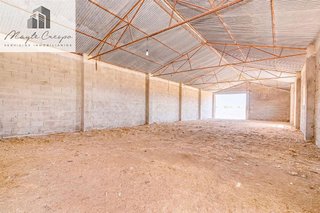 Nave industrial en venta en Santa Adela - Parque Leyva Loro en Atarfe