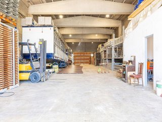 Nave industrial en venta en Vilamalla