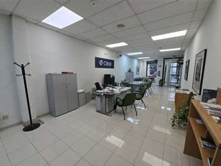 Local comercial en venta en Barrio de Abando en Bilbao