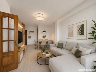 Piso en venta en Parque Victoria Eugenia en Málaga