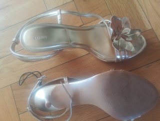 Madrid ...Conjunto Ropa Mujer: Vestido, Chaleco y
