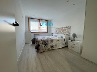 Piso en alquiler en Plaza España - Villa Pilar - Reyes Católicos - Vadillos en Burgos