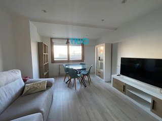 Piso en alquiler en Plaza España - Villa Pilar - Reyes Católicos - Vadillos en Burgos