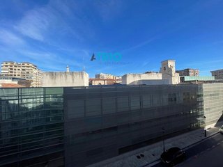 Piso en alquiler en Plaza España - Villa Pilar - Reyes Católicos - Vadillos en Burgos