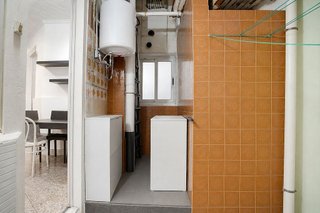 Local comercial en venta en Pubilla Cases en Hospitalet de Llobregat, L´