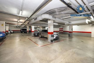 Garaje en venta en Camino de Ronda - Rosaleda en Granada