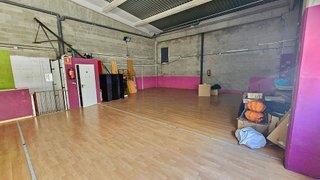 Nave industrial en venta en Montigalà -Sant Crist en Badalona
