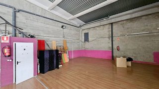 Nave industrial en venta en Montigalà -Sant Crist en Badalona