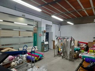 Nave industrial en venta en Montigalà -Sant Crist en Badalona