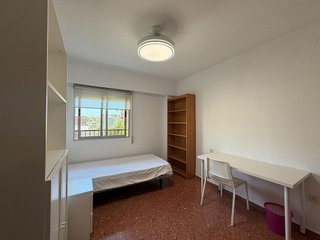 Piso en alquiler en Aiora en Valencia