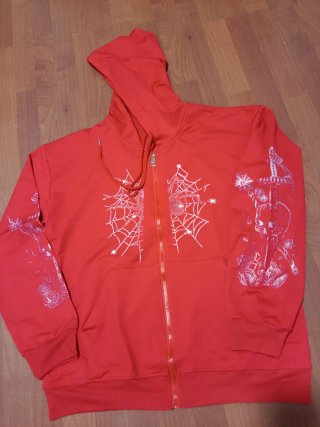 Sudadera con cremallera y estampado