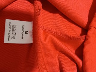Sudadera con cremallera y estampado