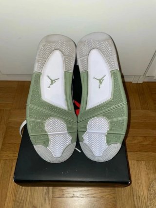 Jordan 4 Verde Blanco Talla 37.5