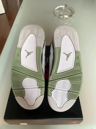 Jordan 4 Verde Blanco Talla 42